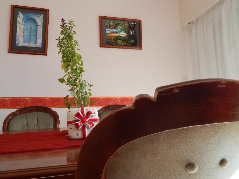Homestay With Nice View In Comfortable Area 利马索尔 外观 照片