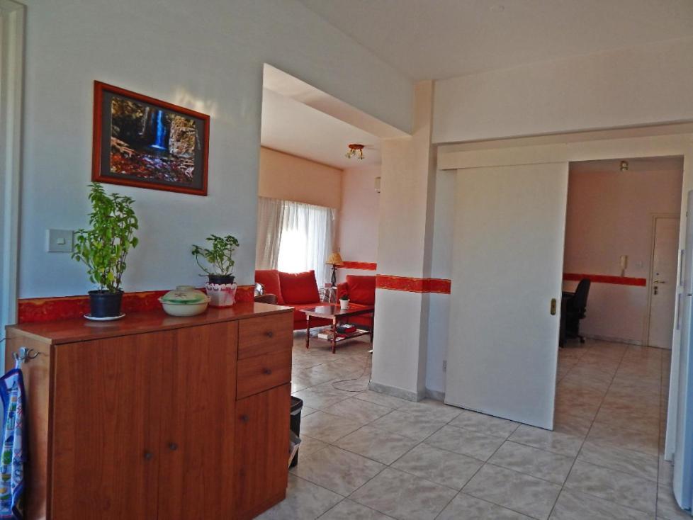Homestay With Nice View In Comfortable Area 利马索尔 外观 照片